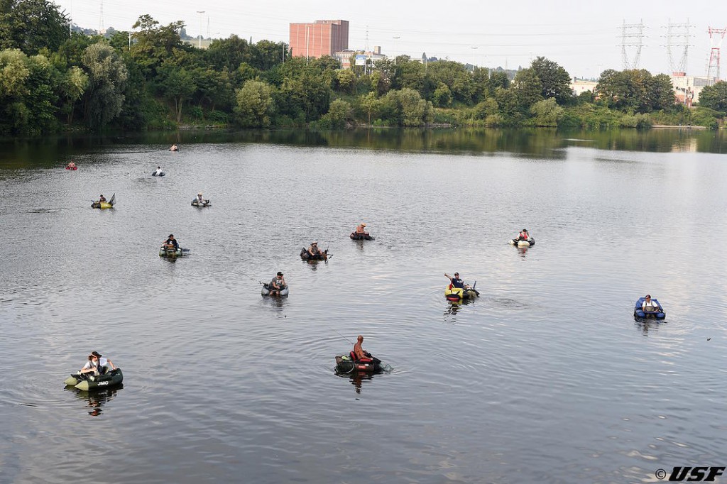 Open Float tube @ Luik